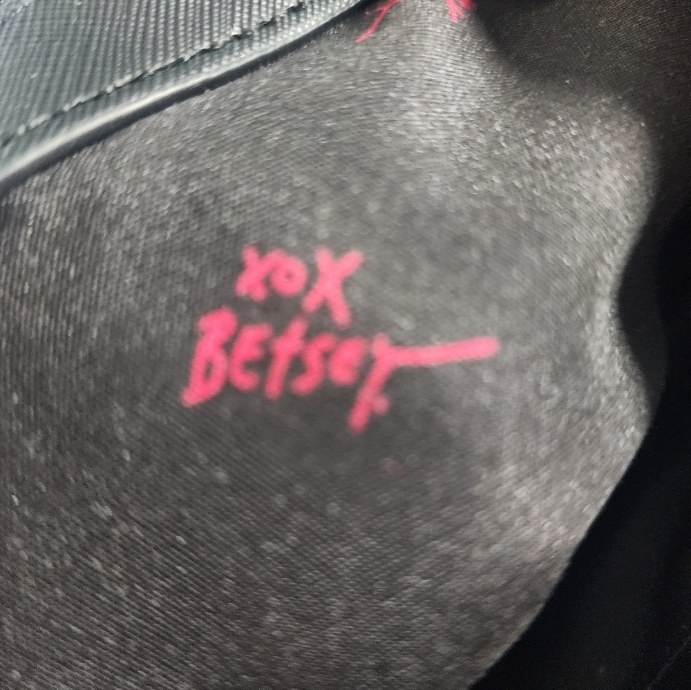 Black Embossed Bow Tote Bag - Picture 5 of 10